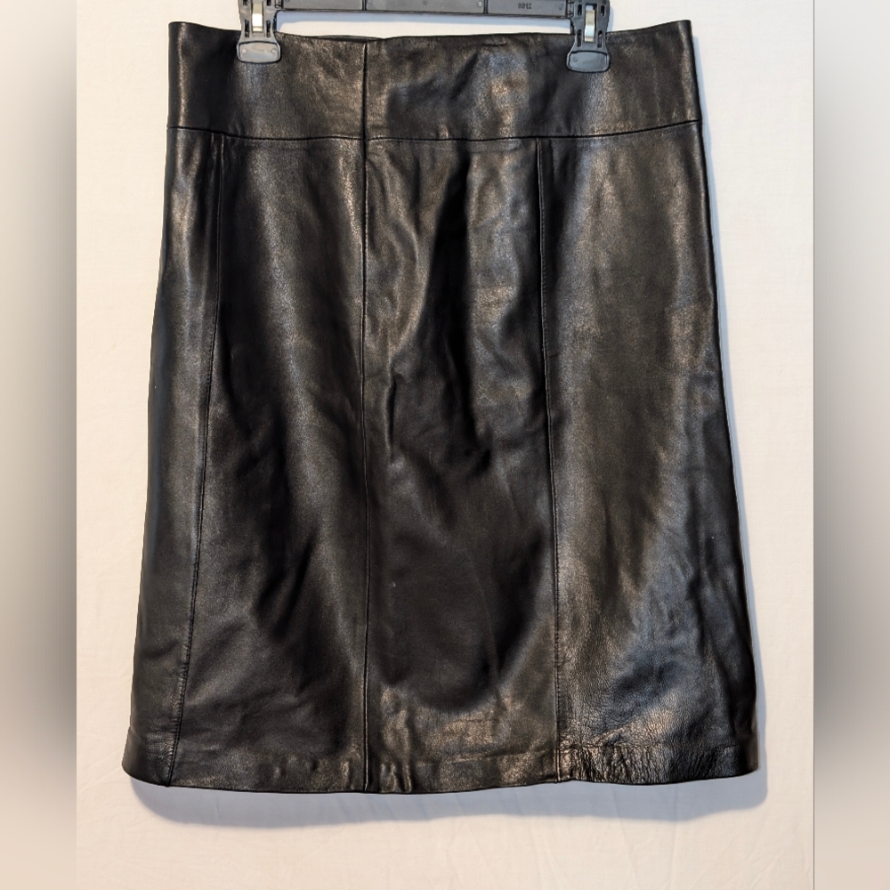Women's Jaclyn Smith leather skirt. Sz. 14. Like New.
